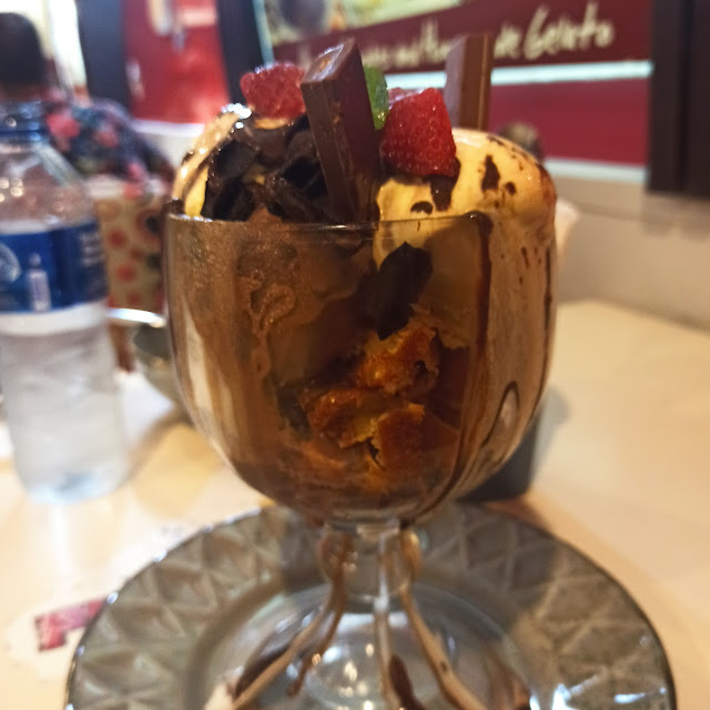 Es Cream Gelato