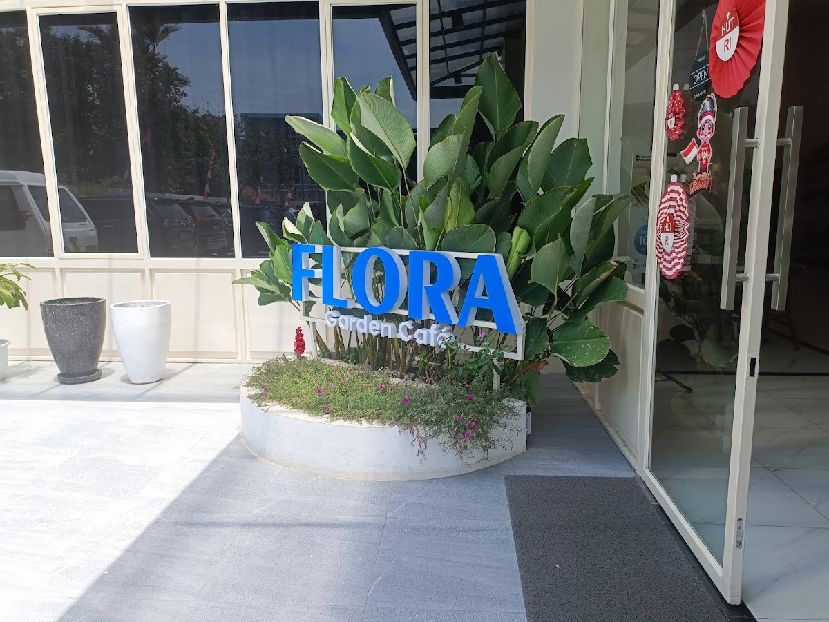 Flora Garden Cafe & Resto