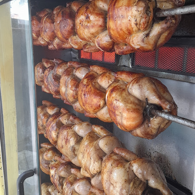 Frango Assado Mais Farofa
