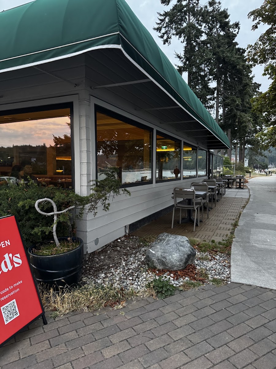 Fred’s Sechelt