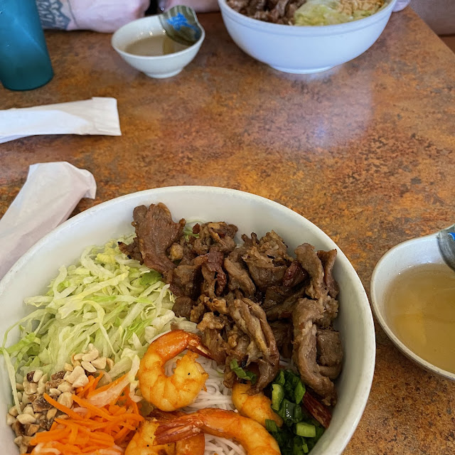 Vermicelli with Egg Rolls
