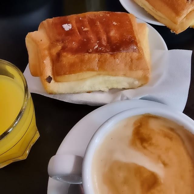 Apple Croisant