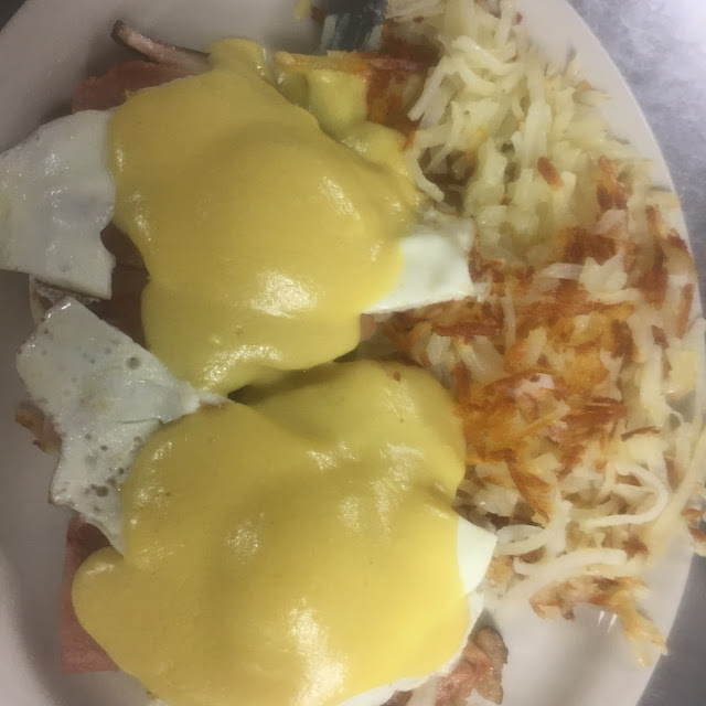 Eggs Benedict