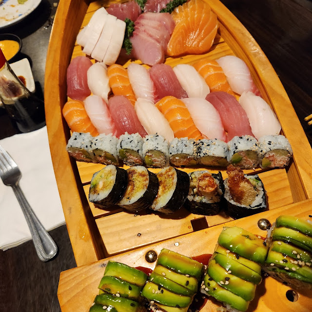 Fuji Love Boat for Two