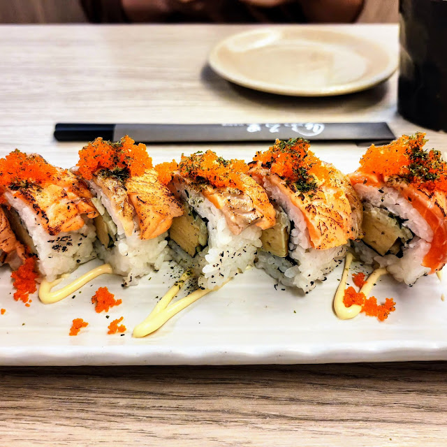 Salmon Aburi Maki