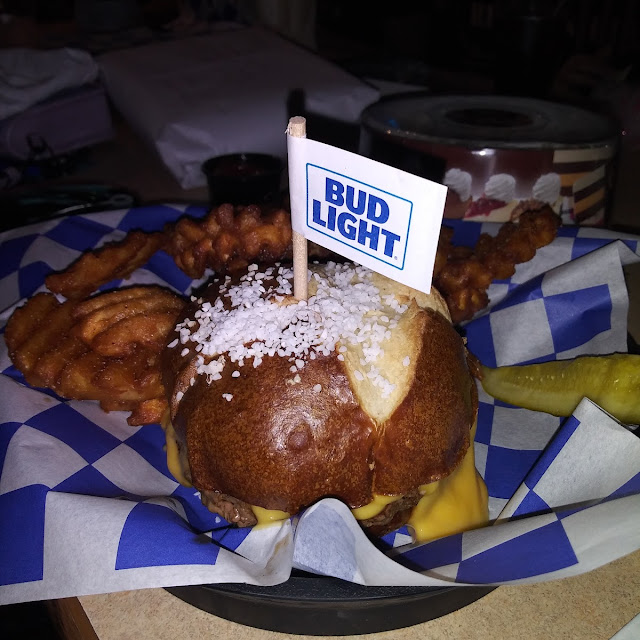 Pretzel Burger