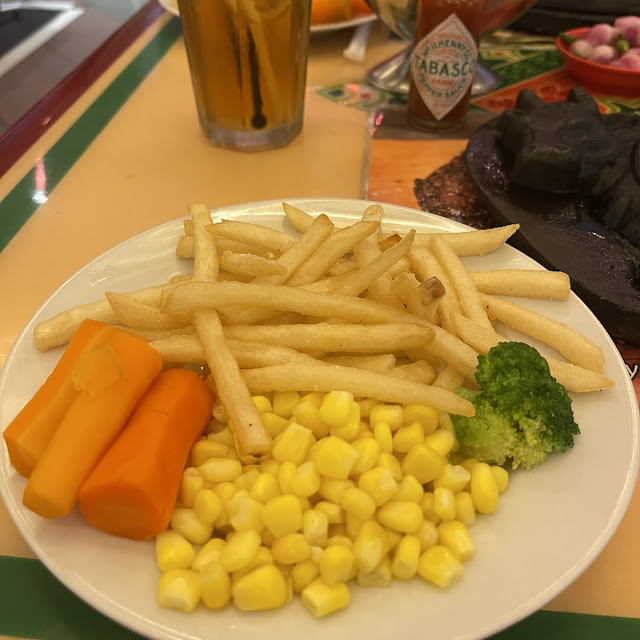 Pendamping Steak Fries