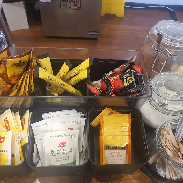 Coffee & Tea