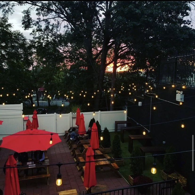 Garden Bar & Grill