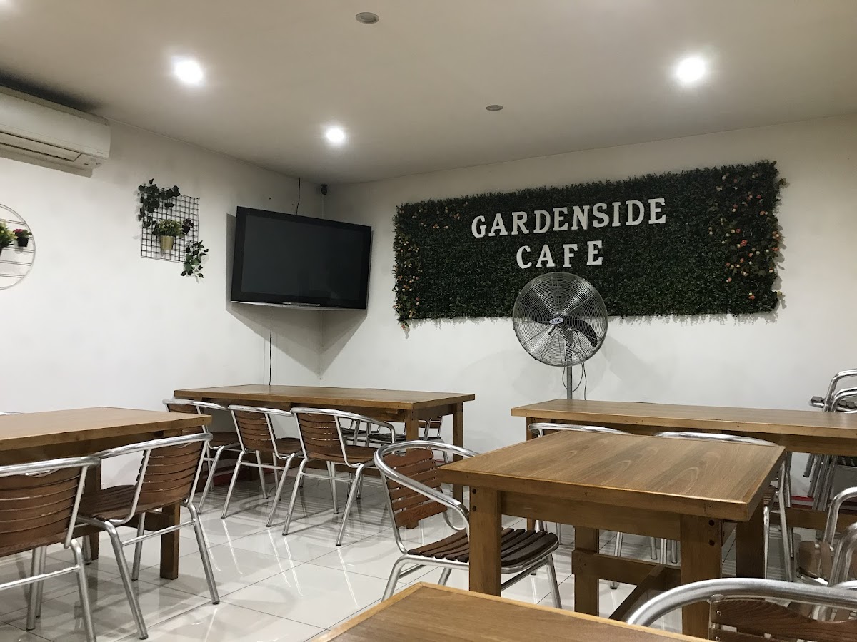 Gardenside Cafe