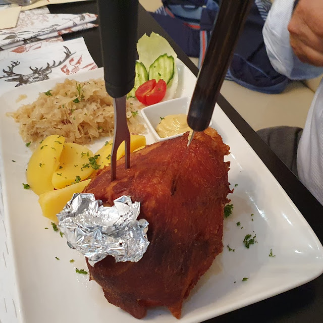 Stinco Di Maiale Arrosto