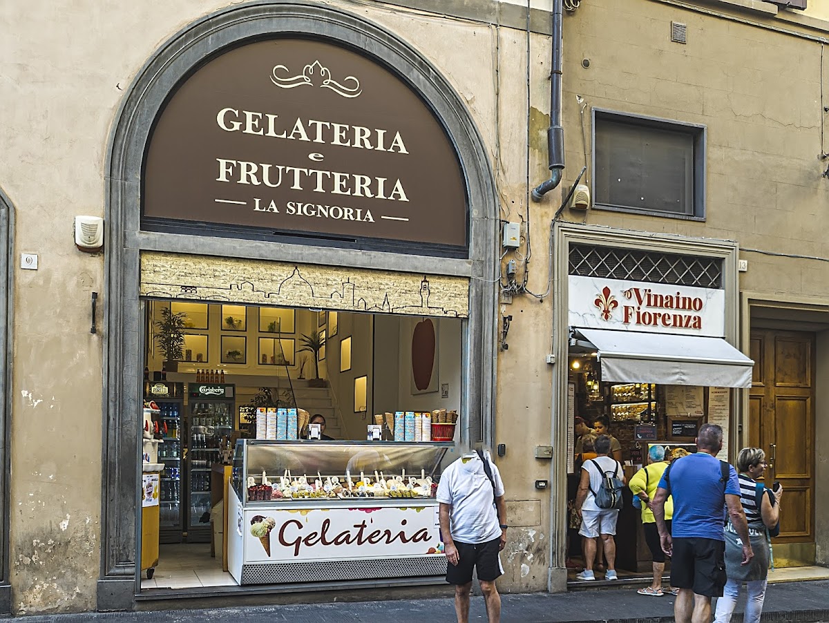 Gelateria e Fruteria