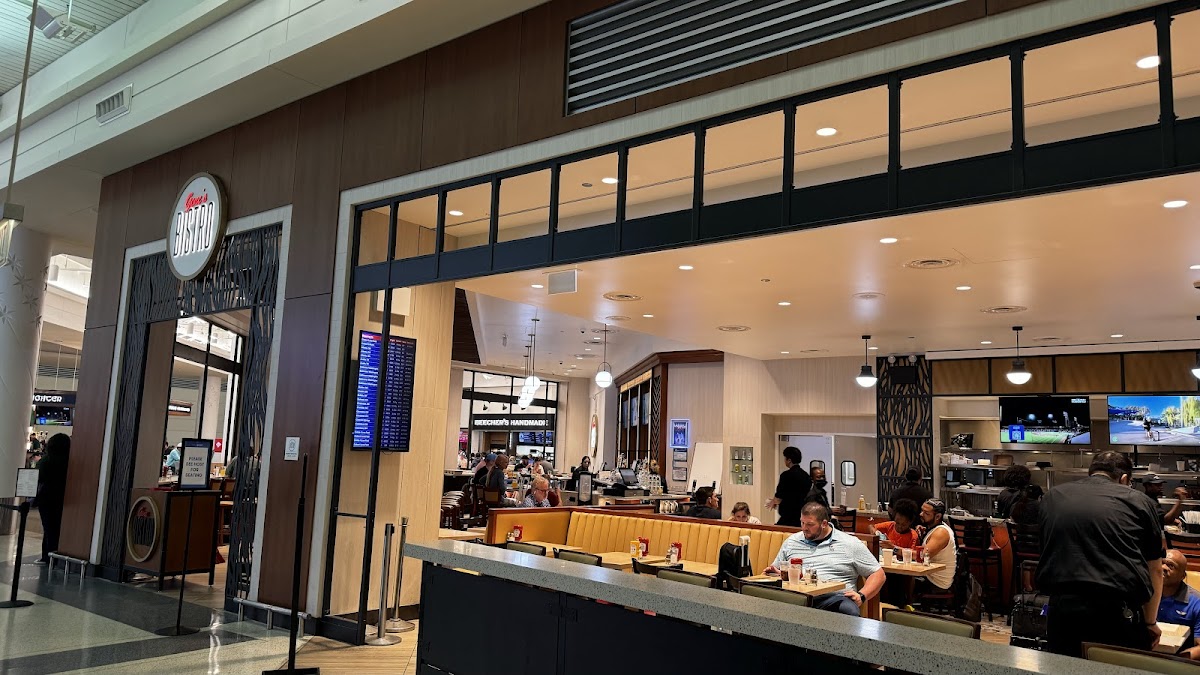 Gene's Bistro