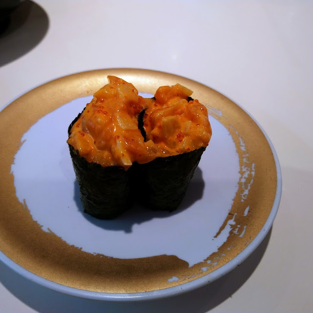 Spicy Salmon Gunkan