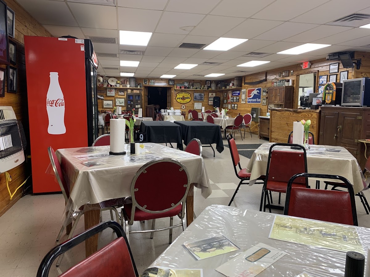 Geno’s Family Restaurant