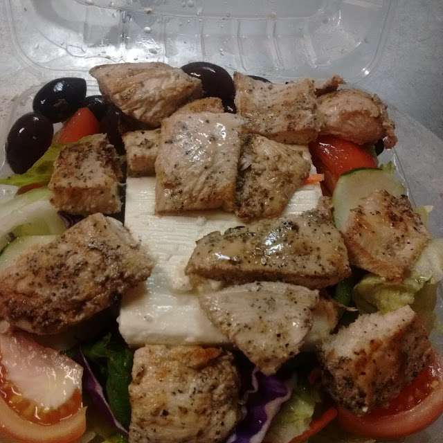 Greek Salad with Chicken