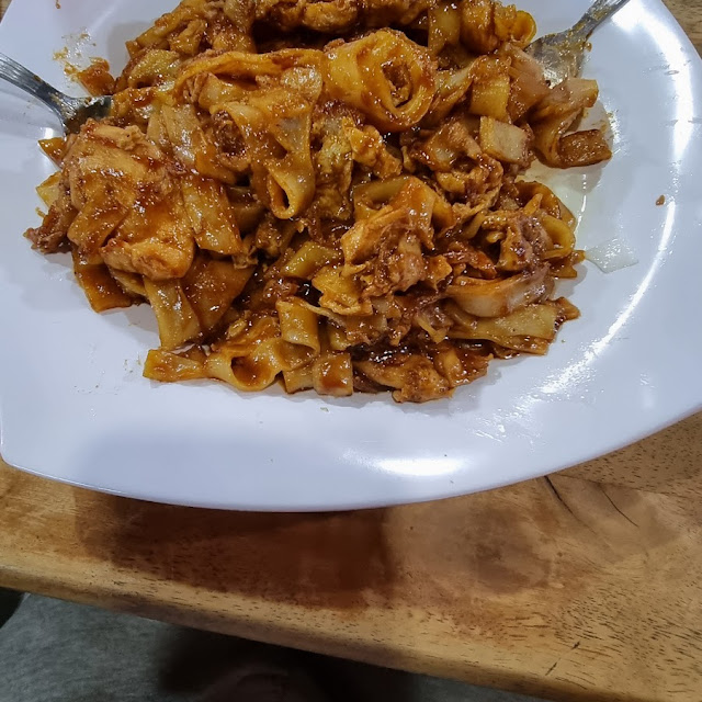 Kuey Teow Goreng Ayam