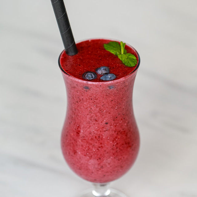 Minty Berry Smoothie