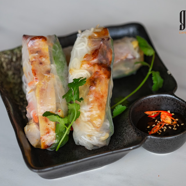 Prawn Rice Paper Rolls 2 Pieces Gỏi Cuốn Tôm