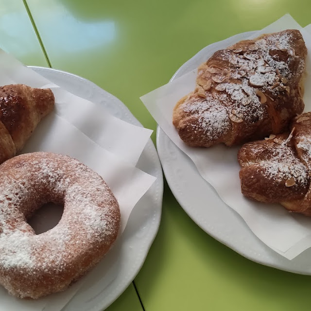 Brioche Alle Mandorle E Ciambella