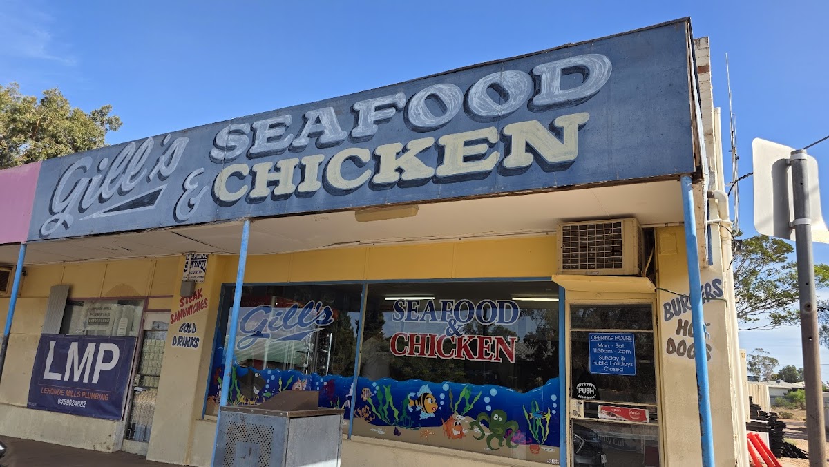 Gill's Seafood & Chicken