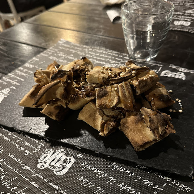 Rotolo Impasto Pizza Con Nutella E Caramello