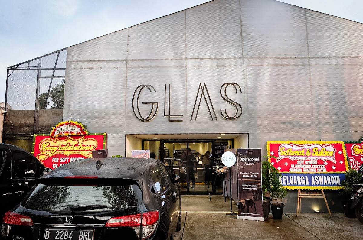 Glasmacher Coffee Cempaka Putih