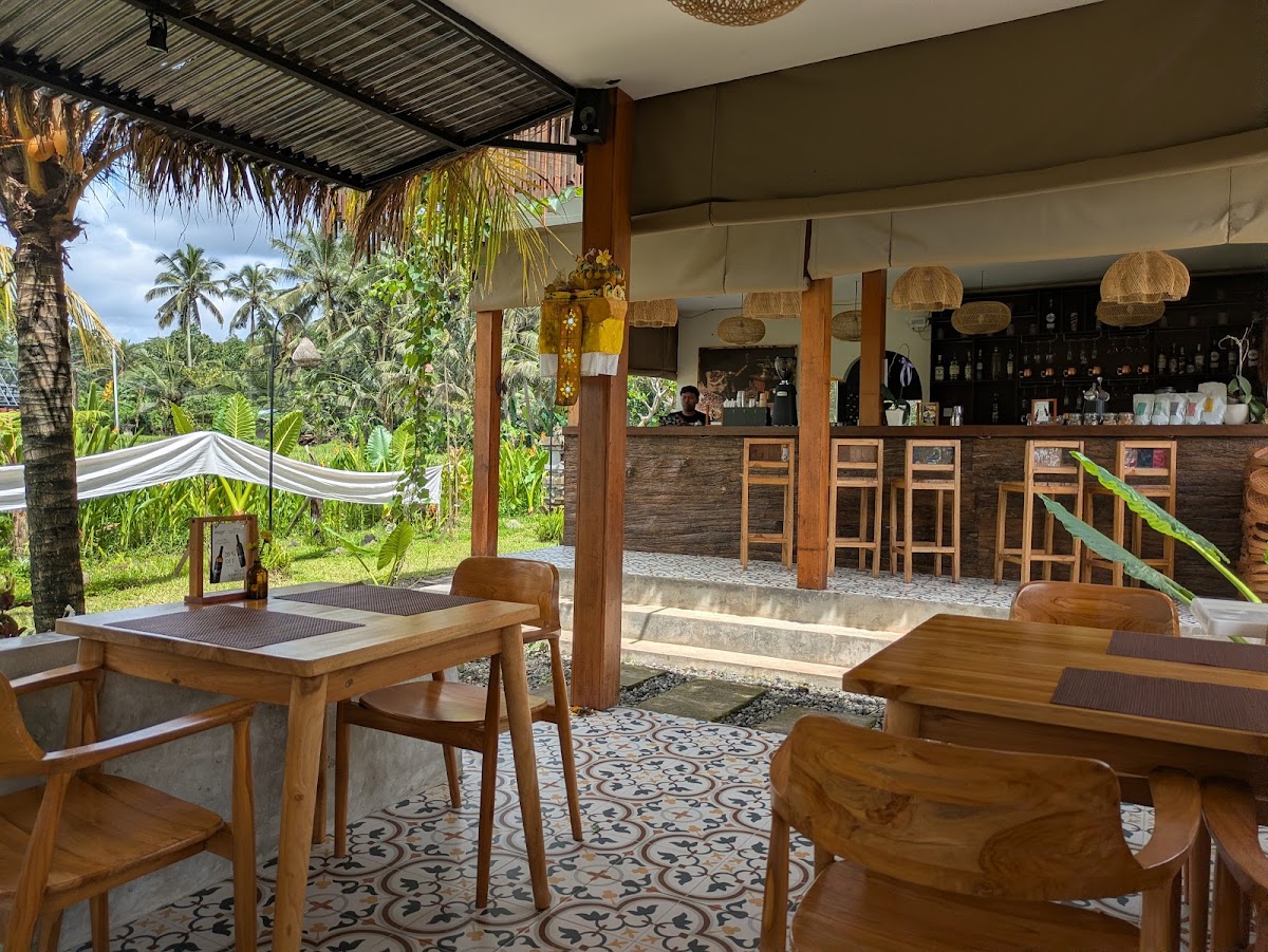 Golden Brunch & Eatery