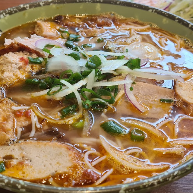 Vietnamese Tofu Laksa