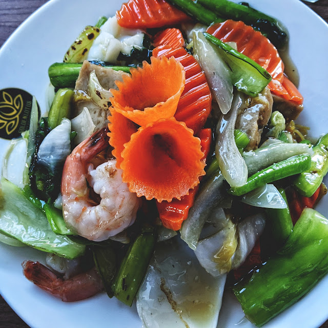 Stir Fried Seafood with Vegetables