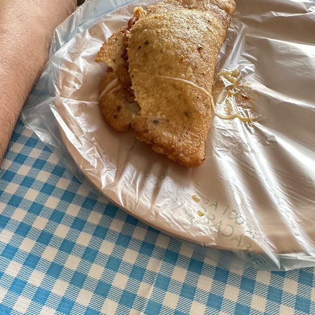 Quesadillas de Chicharrones Prensados