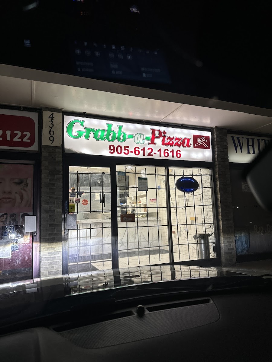 Grabb a pizza