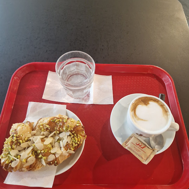 Dolce Ungherese E Cappuccino Senza Lattosio