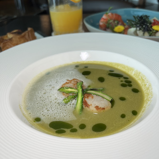 Asparagus and Scallop Soup