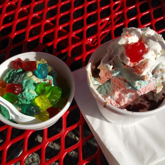 Ice Cream Sundaes