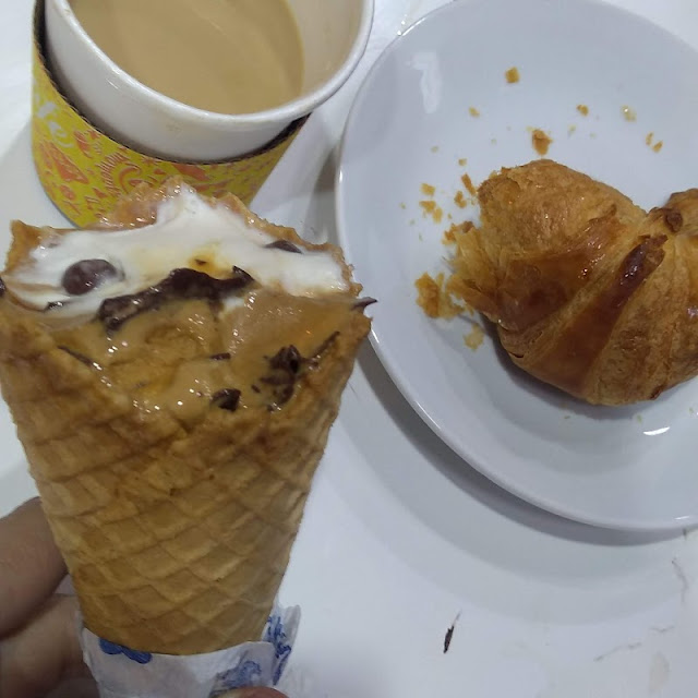 Cortadito Y Helado de Té Verde