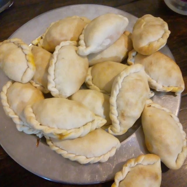 Empanadas Al Horno de Carne Cortada A Cuchillo