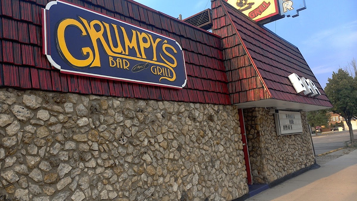 Grumpy's Bar & Grill