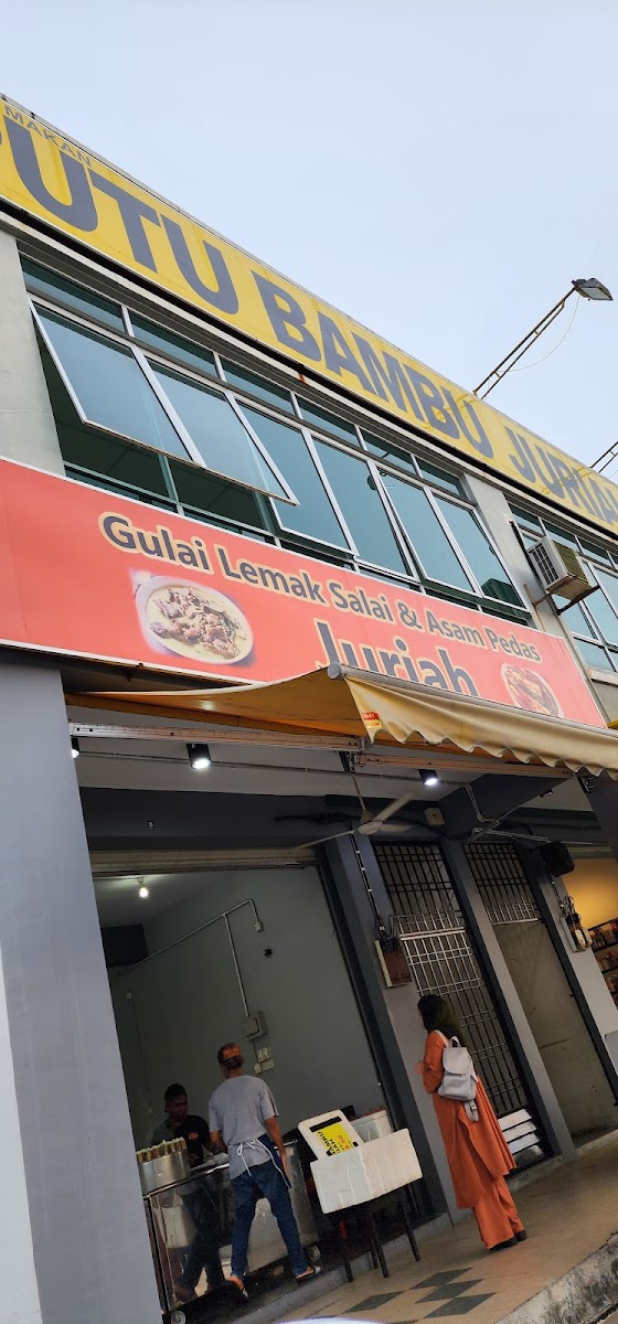 Gulai Lemak Salai & Asam Pedas Juriah