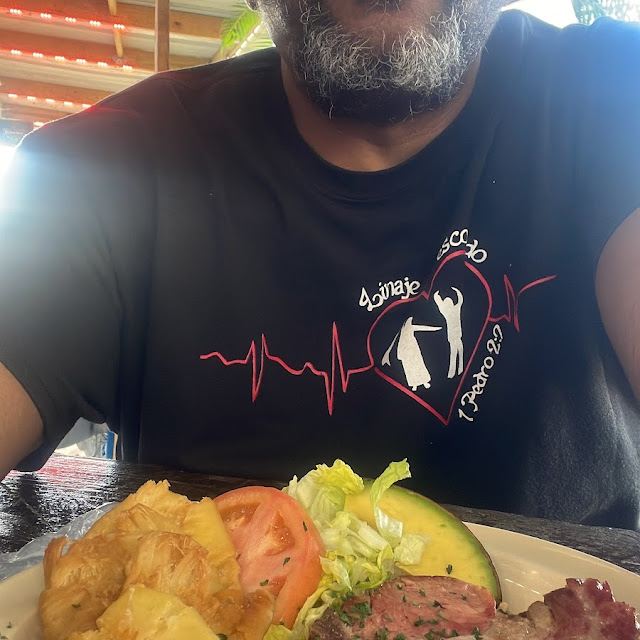 Chuleta Ahumada Con Tostones De Pana