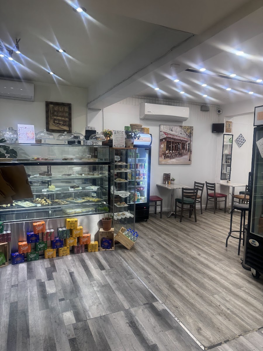 HALAGOURMET marché (épicerie, restaurent, café)
