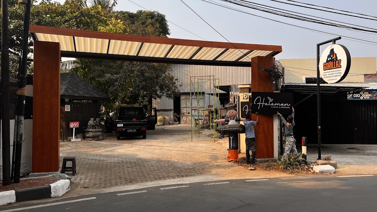 Halaman Dining