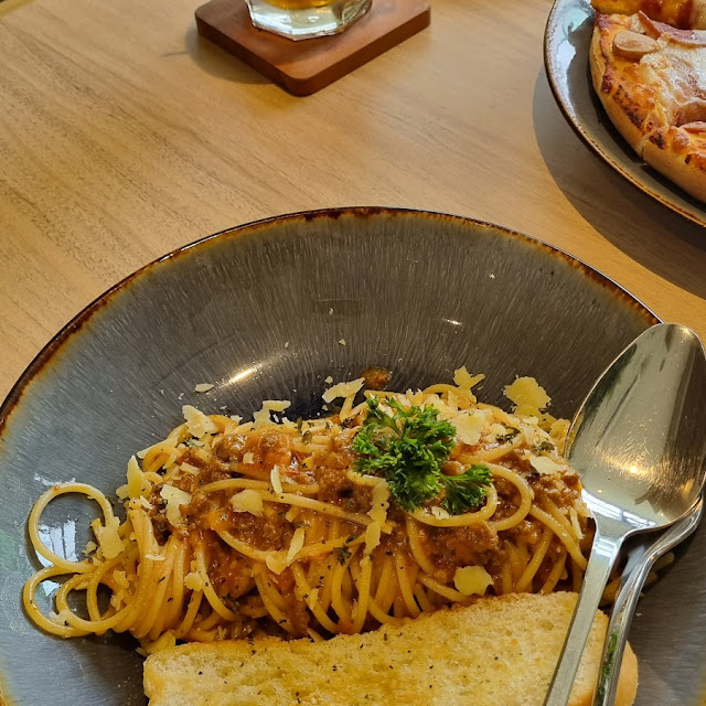 Spaghetti Oglio Prawn