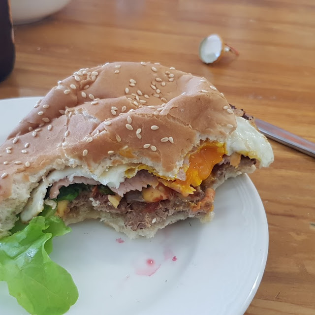 Burger with the Lot