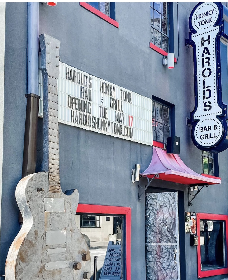 Harold's Honky Tonk Bar & Grill