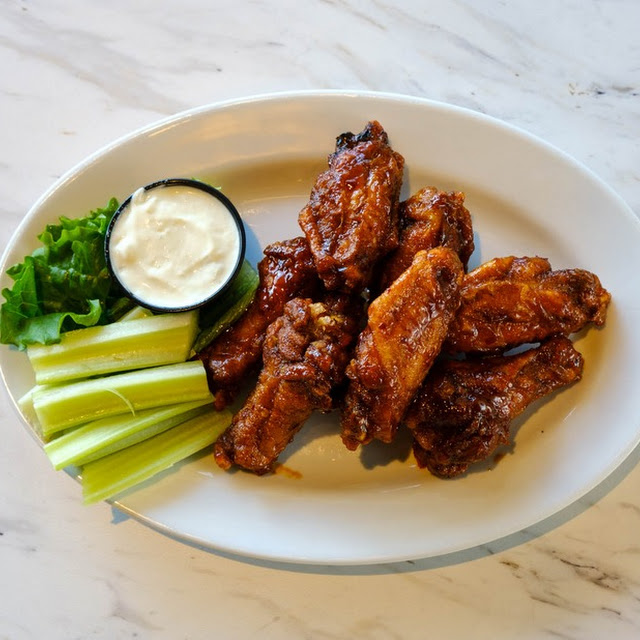 Jumbo Wings
