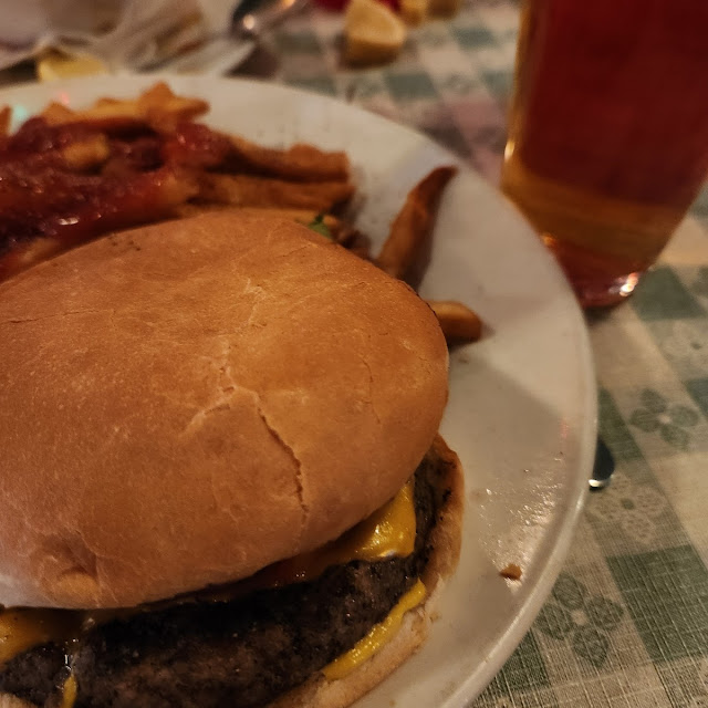 Pub Burger w Cheese