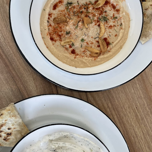 Pita & Hummus