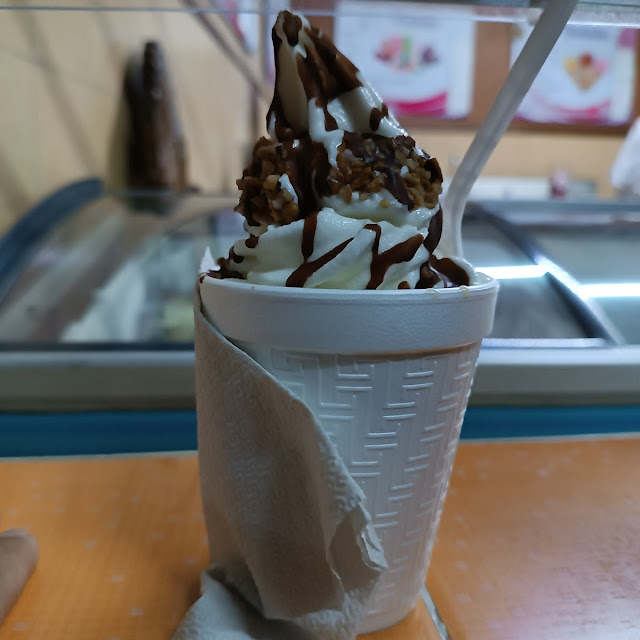 Helado de Yogurt Con Fruta