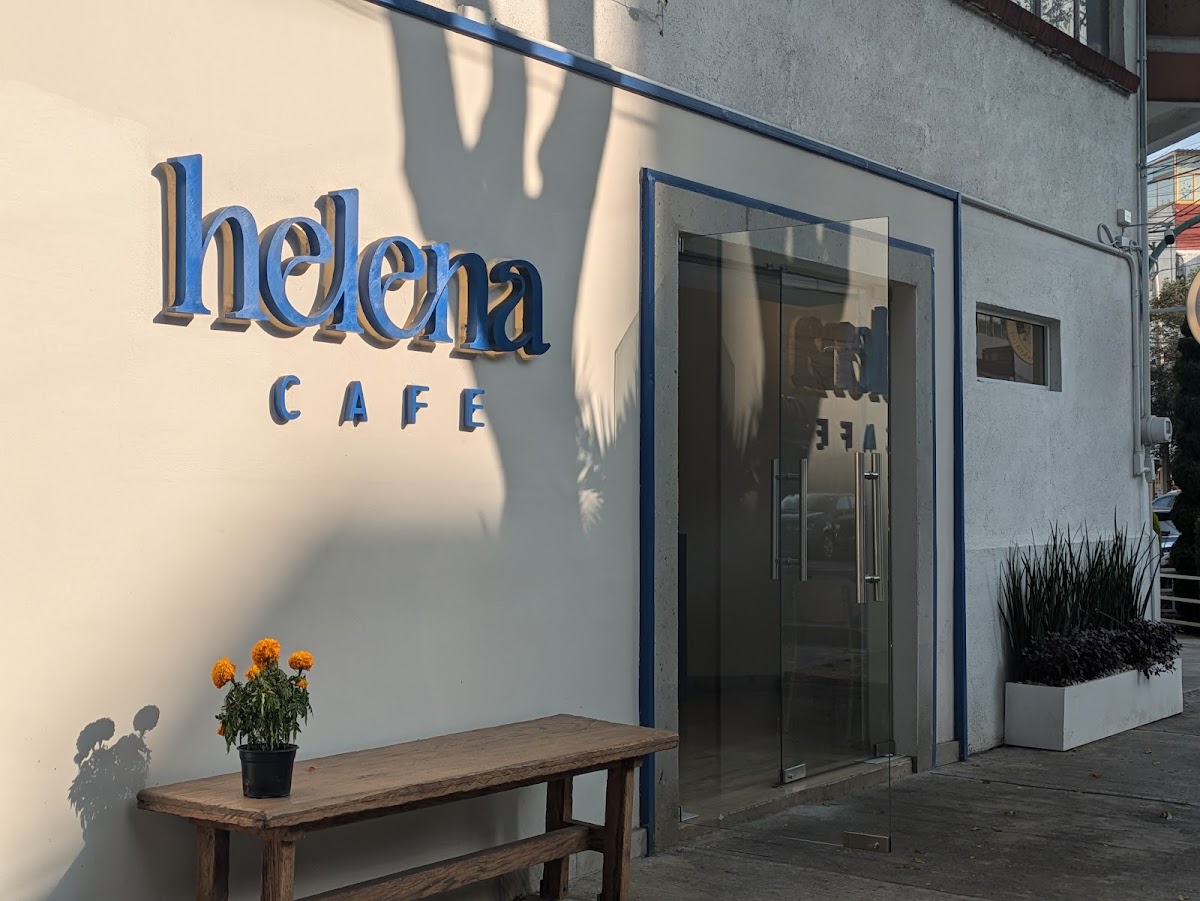 Helena Café